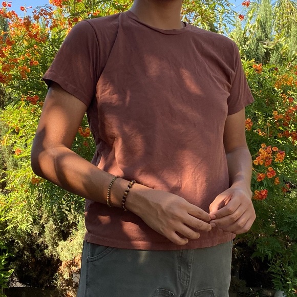 basic brown tee - Picture 3 of 4